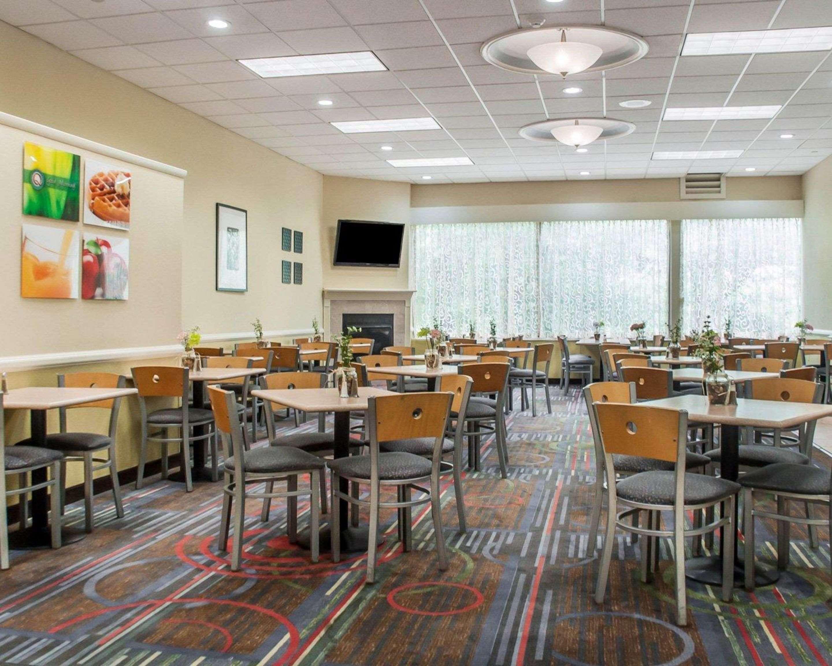 Quality Inn & Suites Vestal Binghamton Near University Kültér fotó