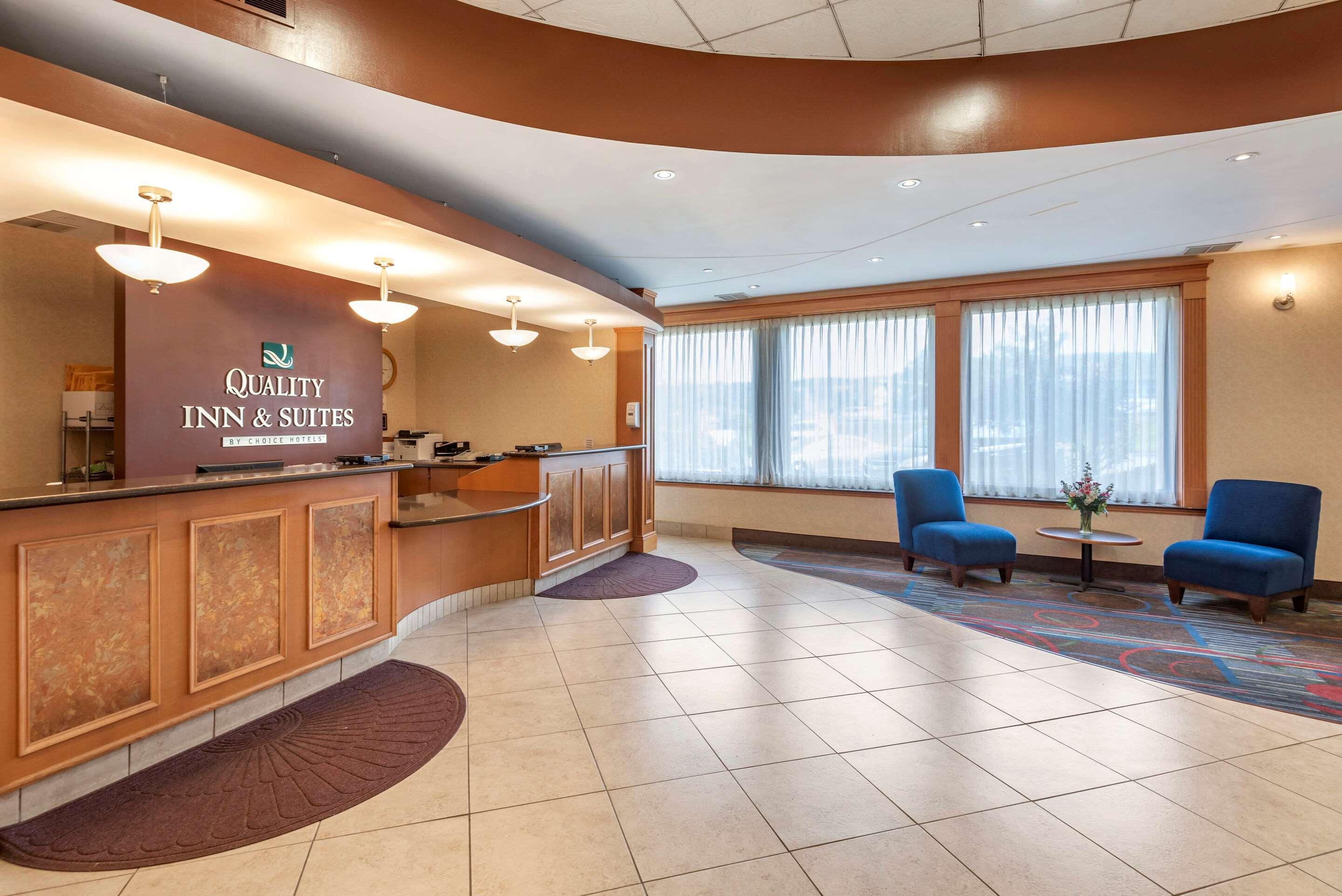 Quality Inn & Suites Vestal Binghamton Near University Kültér fotó